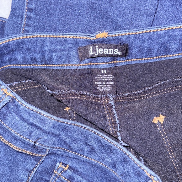 d. jeans Women's Deep Indigo Skinny Jeans - Picture 3 of 3